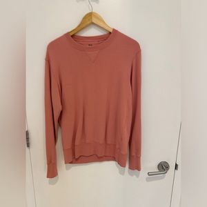 Uniqlo Women’s Sweatshirt M – Casual, Cozy, Minimalist Everyday Layer